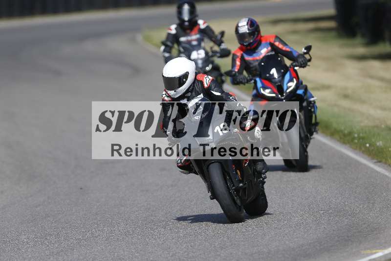 /21 17.06.2026  Ducati Schweiz Track Warmup ADR/Gruppe blau/18